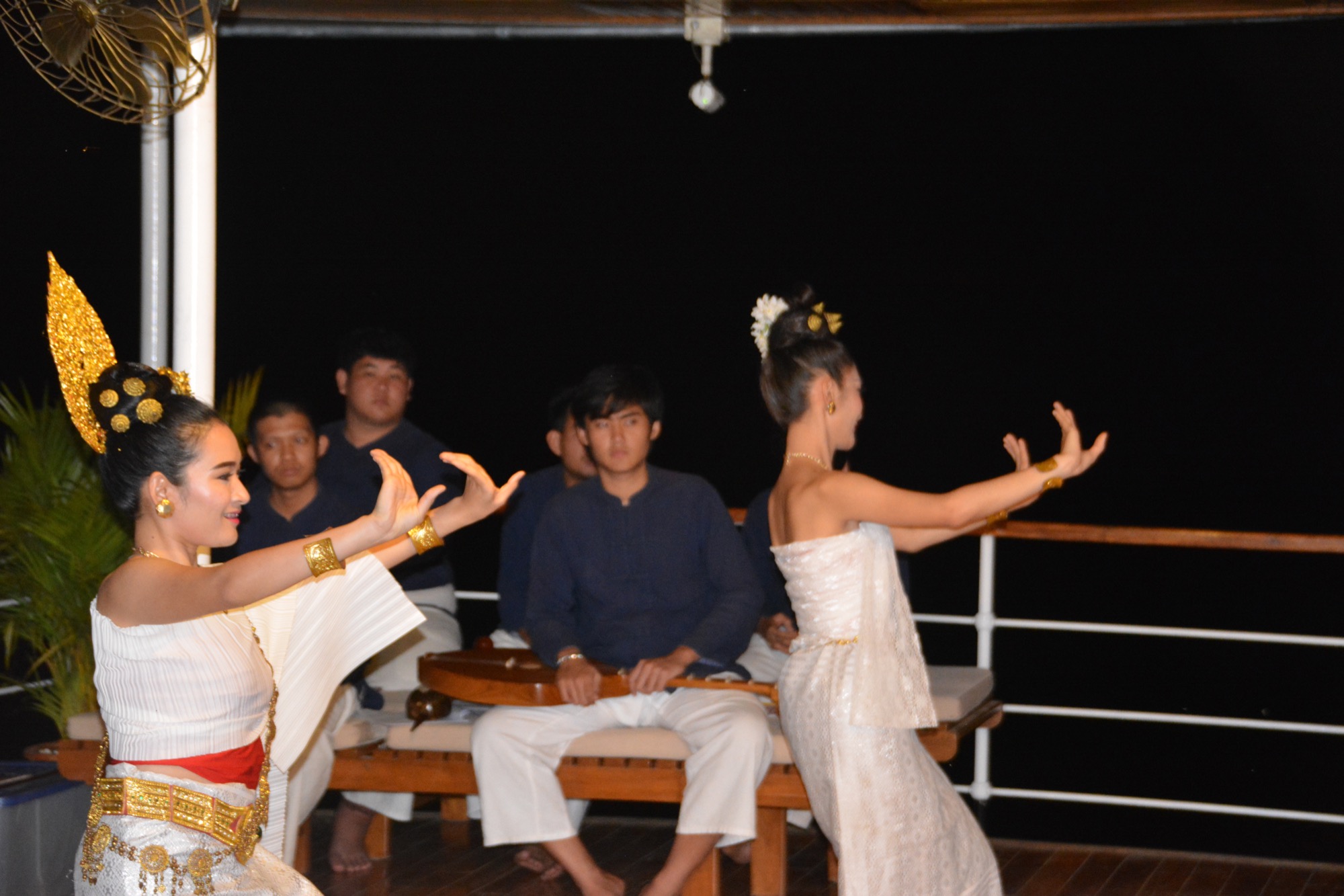 Pandaw RV Laos Pandaw Entertainment 6.jpg